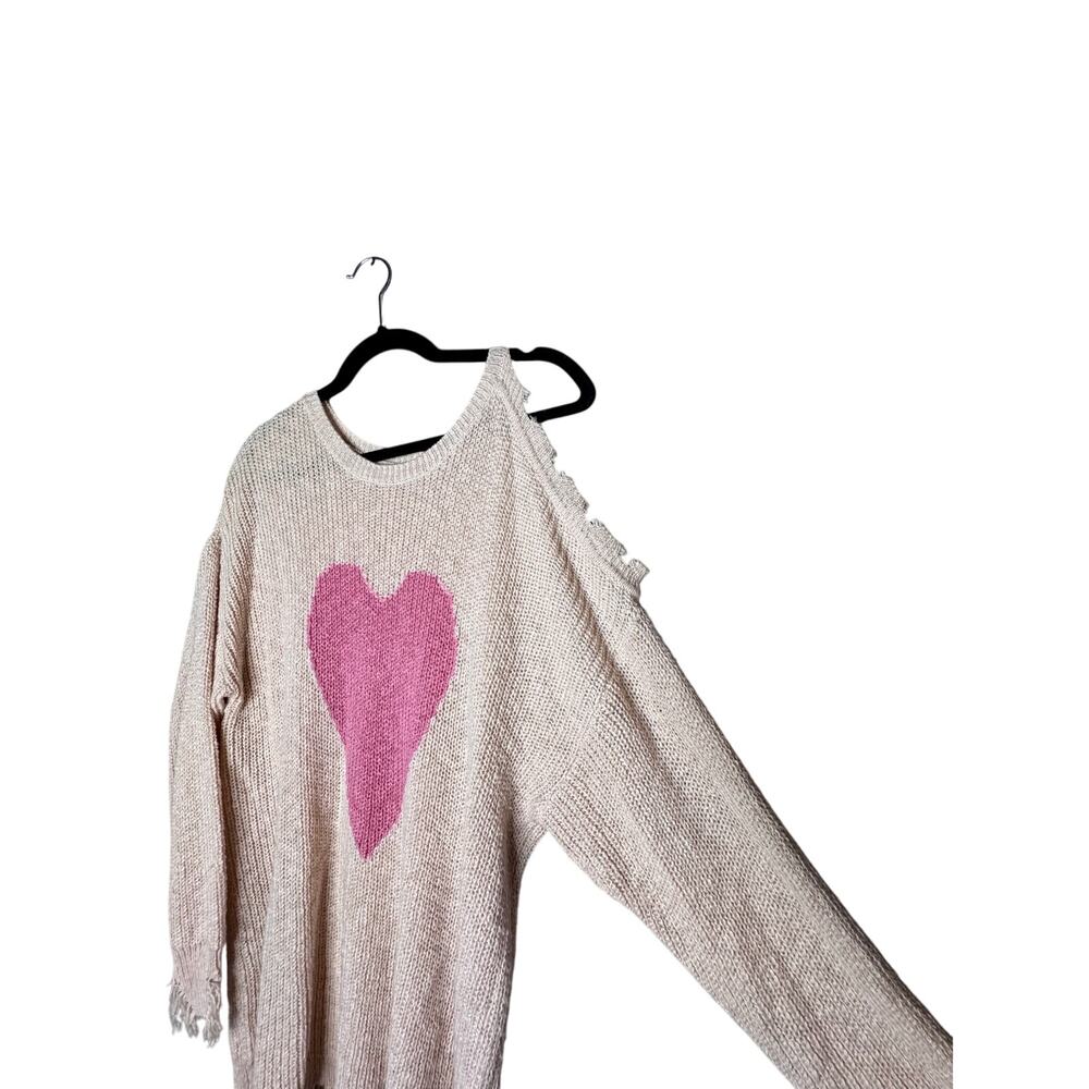 CATO DISTRESSED COLD SHOULDER HEART SWEATER SIZE 18/20 - Picture 3 of 6